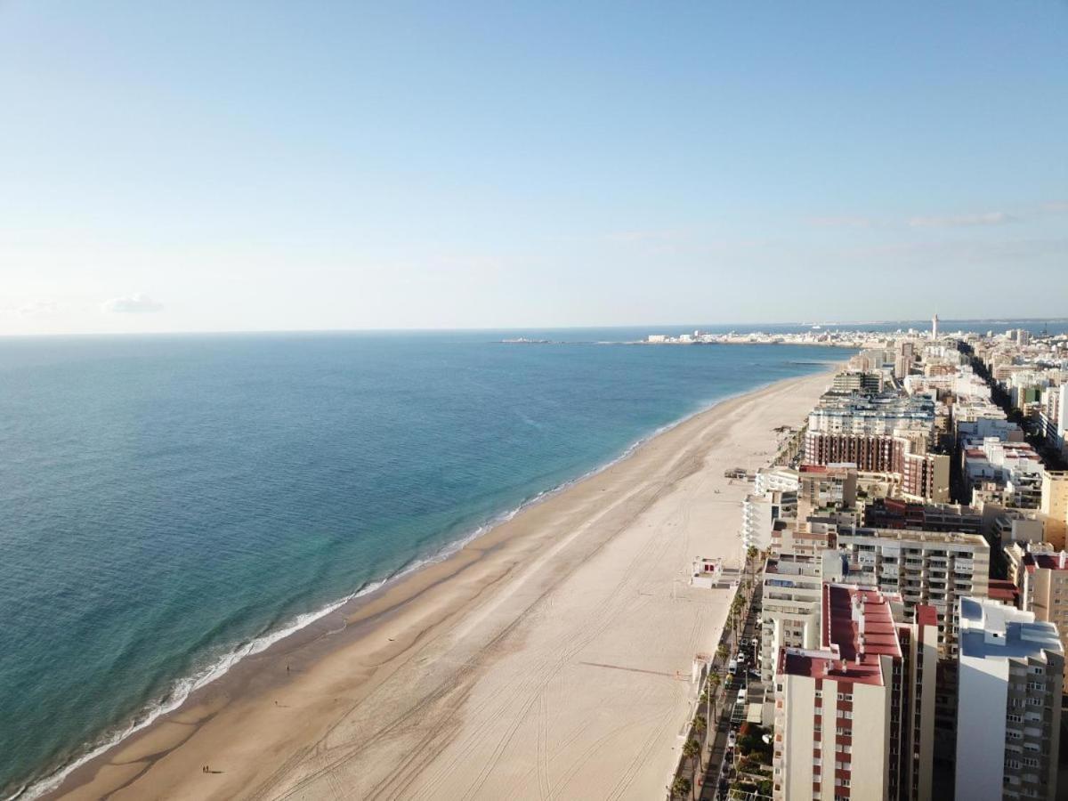 Piso Luminoso Cerca De Playa Apartment Кадис Екстериор снимка